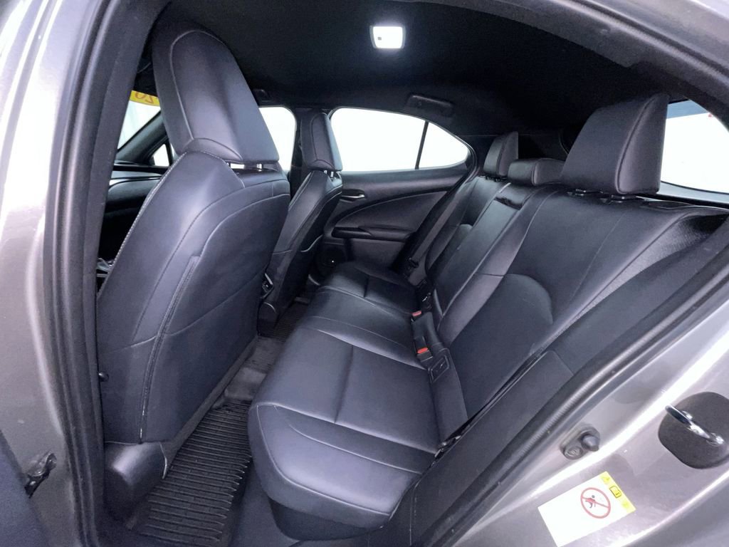 Used 2019 Lexus UX 250h image 12