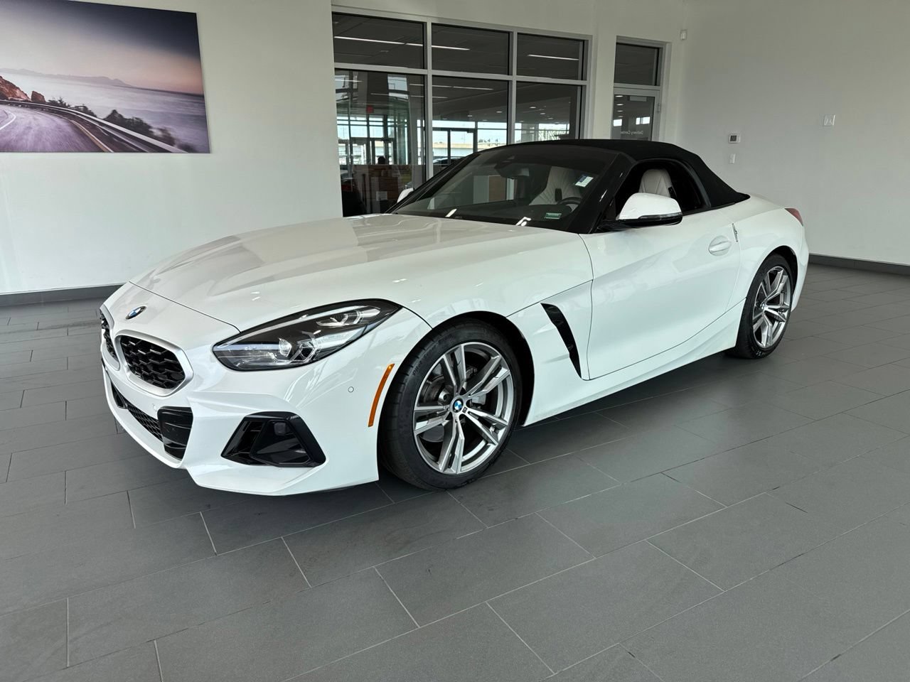 Used 2023 BMW Z4 sDrive30i w/ Premium Package RWD image 4