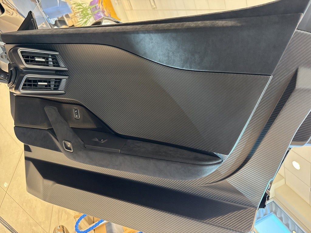 Used 2022 Ford GT image 28