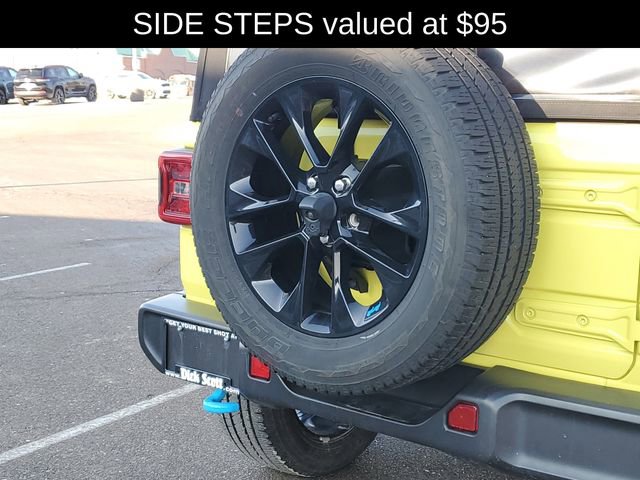 Used 2023 Jeep Wrangler Unlimited Sahara w/ Cold Weather Group image 12