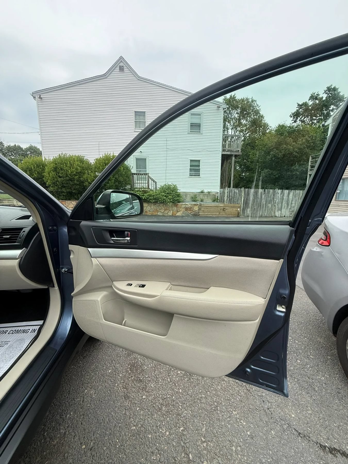 Used 2013 Subaru Outback 2.5i Premium w/ All-Weather Pkg AWD/4WD image 22
