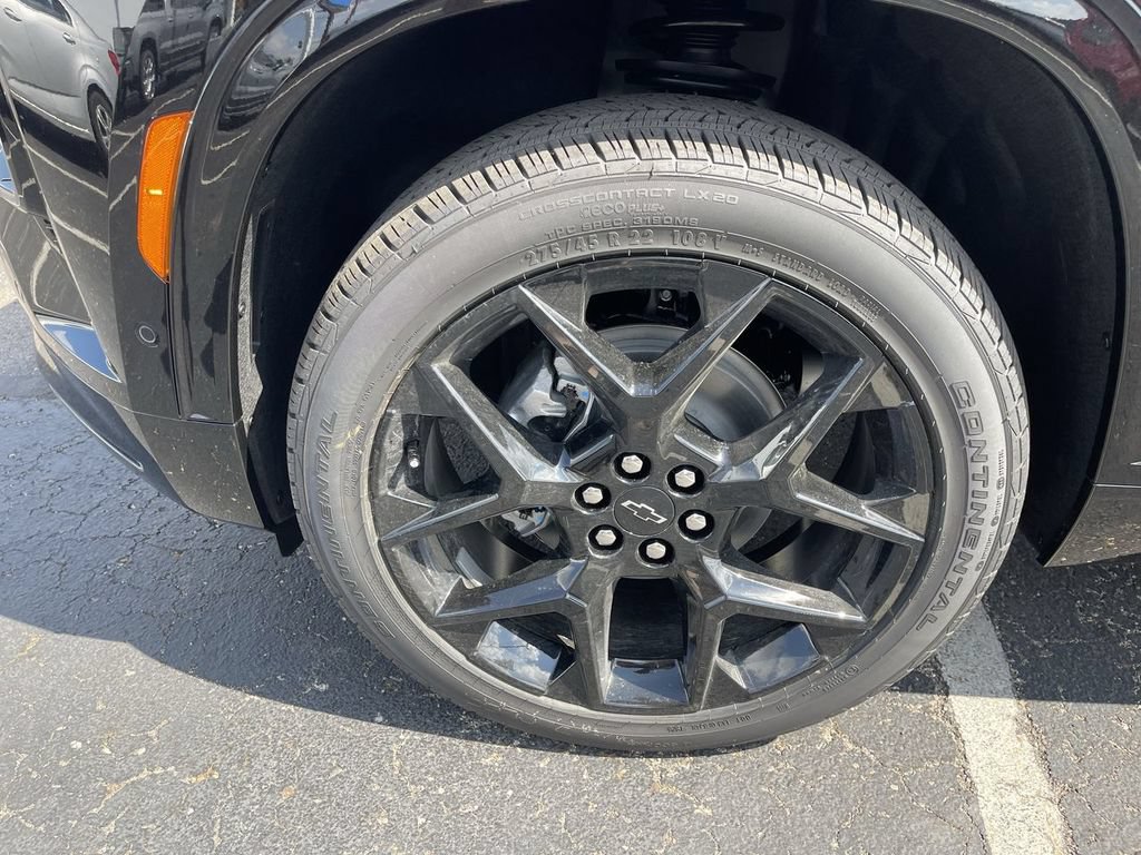 New 2026 Chevrolet Traverse RS w/ LPO, Floor Liner Package AWD/4WD image 10
