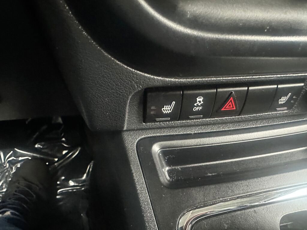 Used 2015 Jeep Patriot High Altitude AWD/4WD image 19