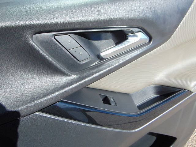 Used 2025 Chevrolet Equinox LT w/ Convenience Package II image 26