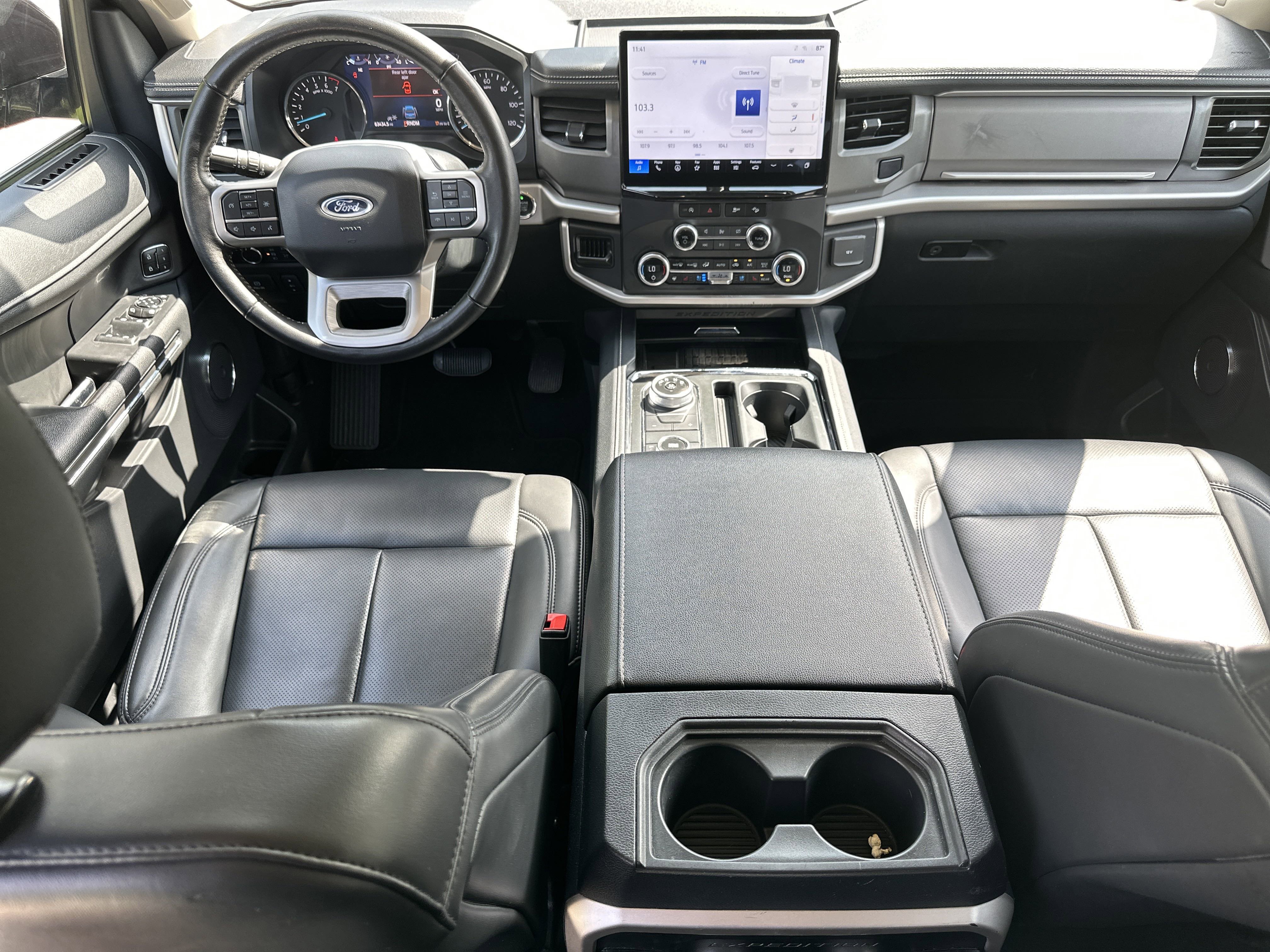 Used 2024 Ford Expedition Max XLT image 23