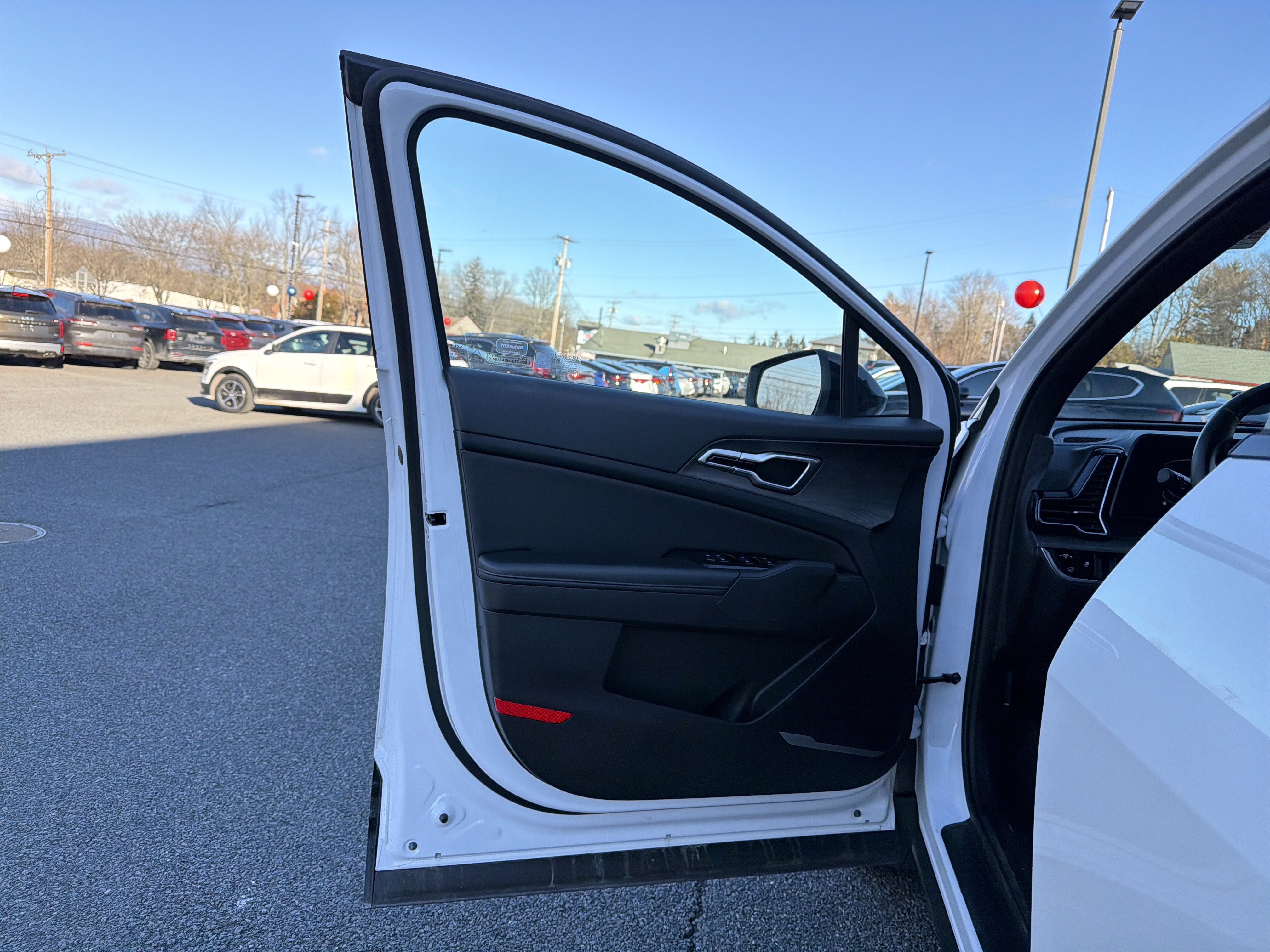 Certified 2023 Kia Sportage X-Line w/ X-Line Premium Package image 11