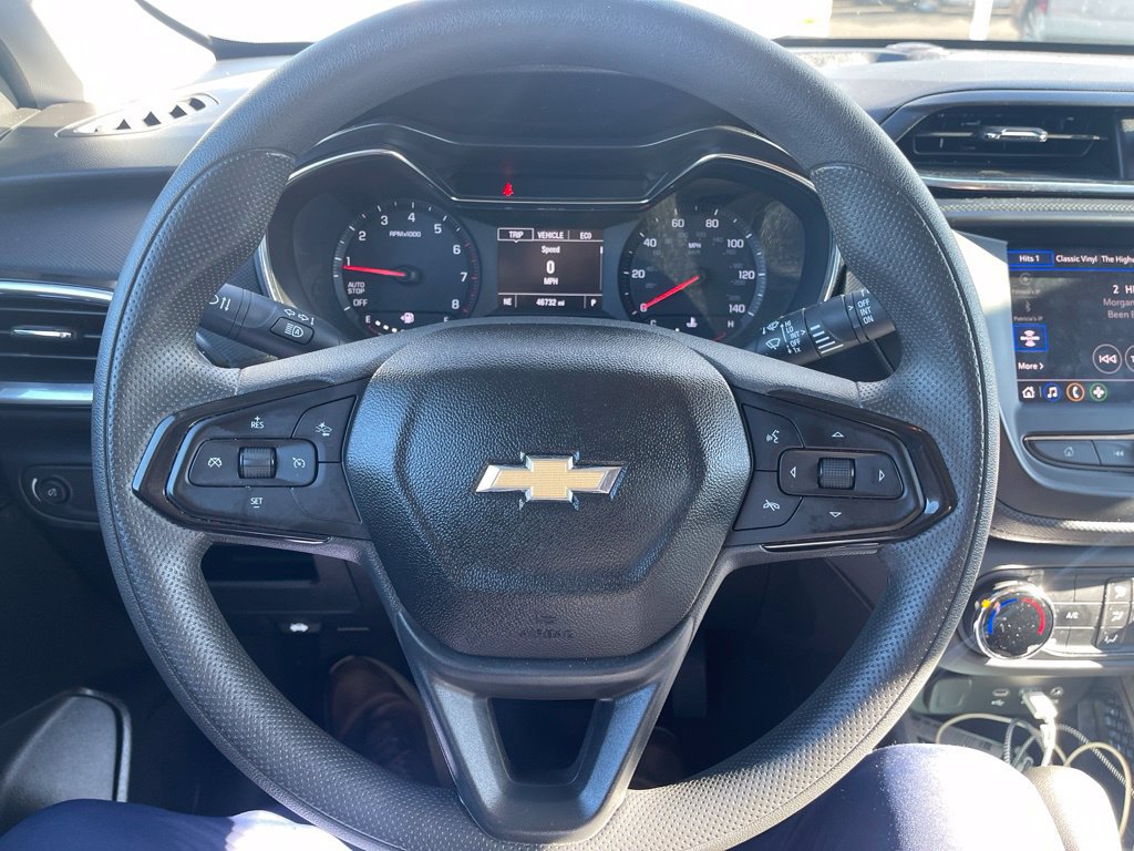 Used 2023 Chevrolet TrailBlazer LT FWD image 14