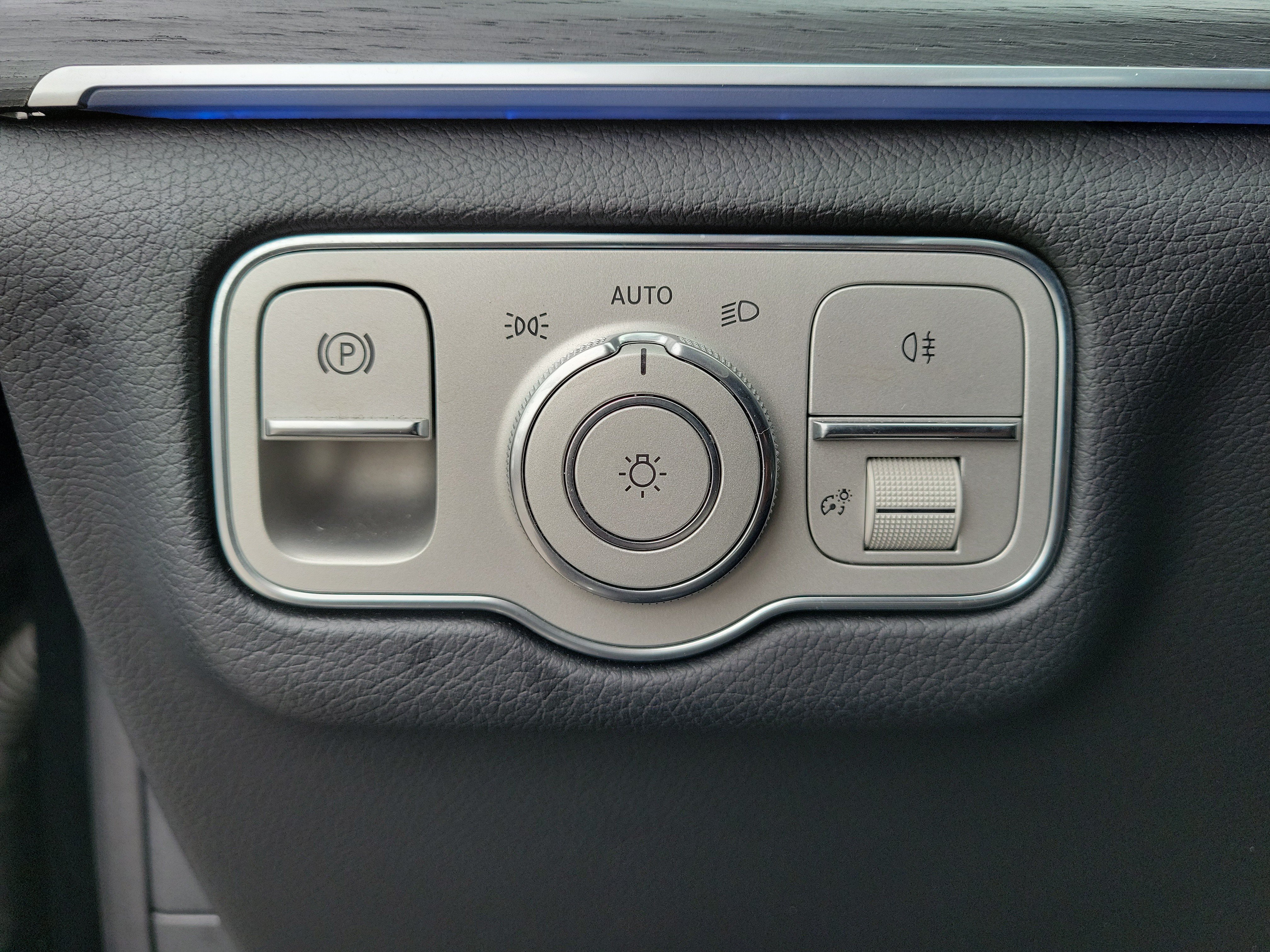 Used 2024 Mercedes-Benz GLE 350 4MATIC image 21