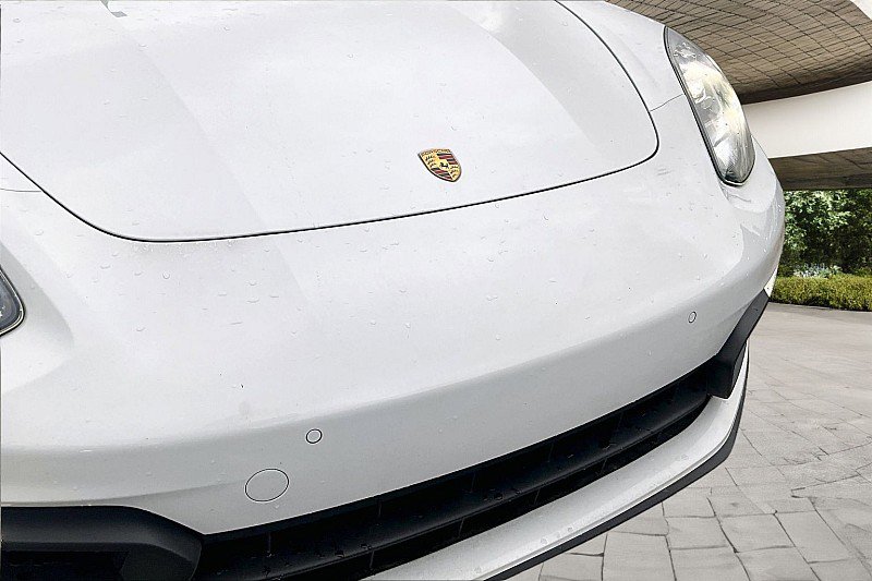 Used 2021 Porsche Panamera image 24
