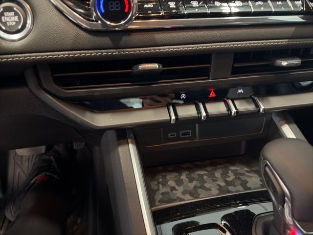 New 2025 Chevrolet Colorado LT w/ Advanced Trailering Package image 36