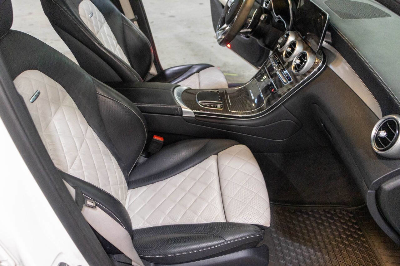 Used 2021 Mercedes-Benz GLC 63 AMG S image 34