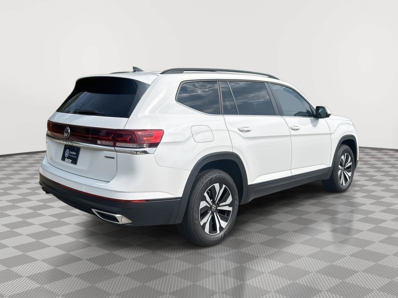 Used 2024 Volkswagen Atlas SE AWD/4WD image 12