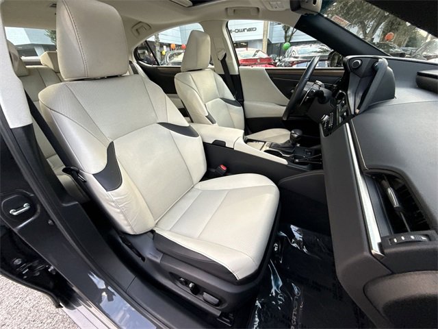 Certified 2023 Lexus ES 250 w/ Premium Package image 26