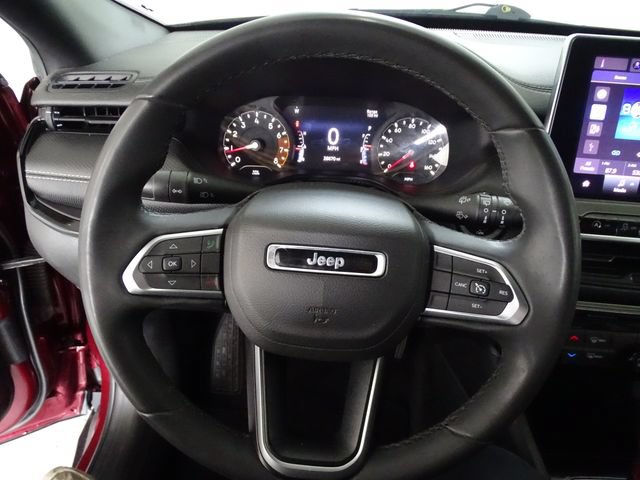 Certified 2022 Jeep Compass Latitude AWD/4WD image 5
