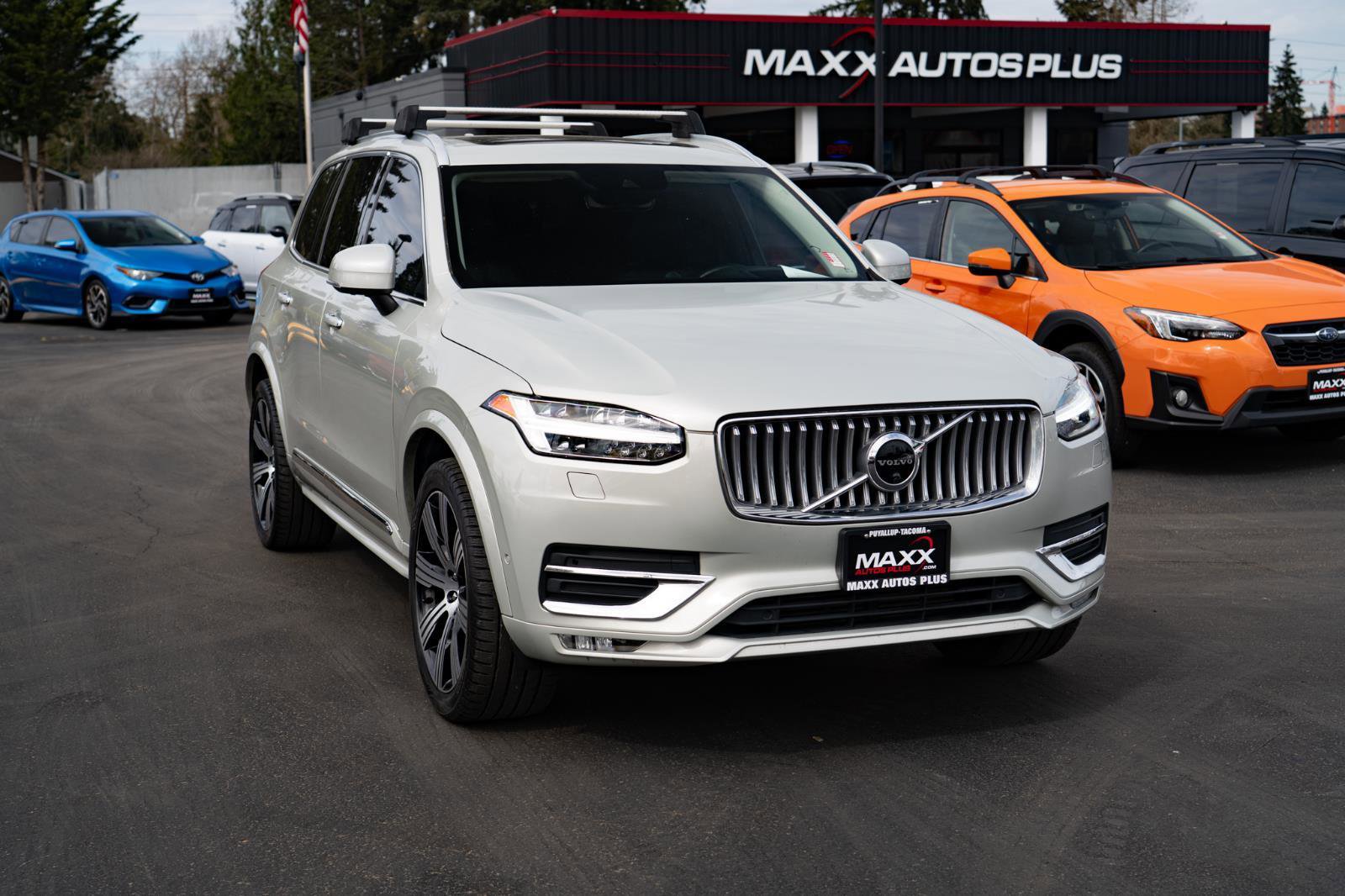 Used 2021 Volvo XC90 T6 Inscription w/ Advanced Package AWD/4WD image 2