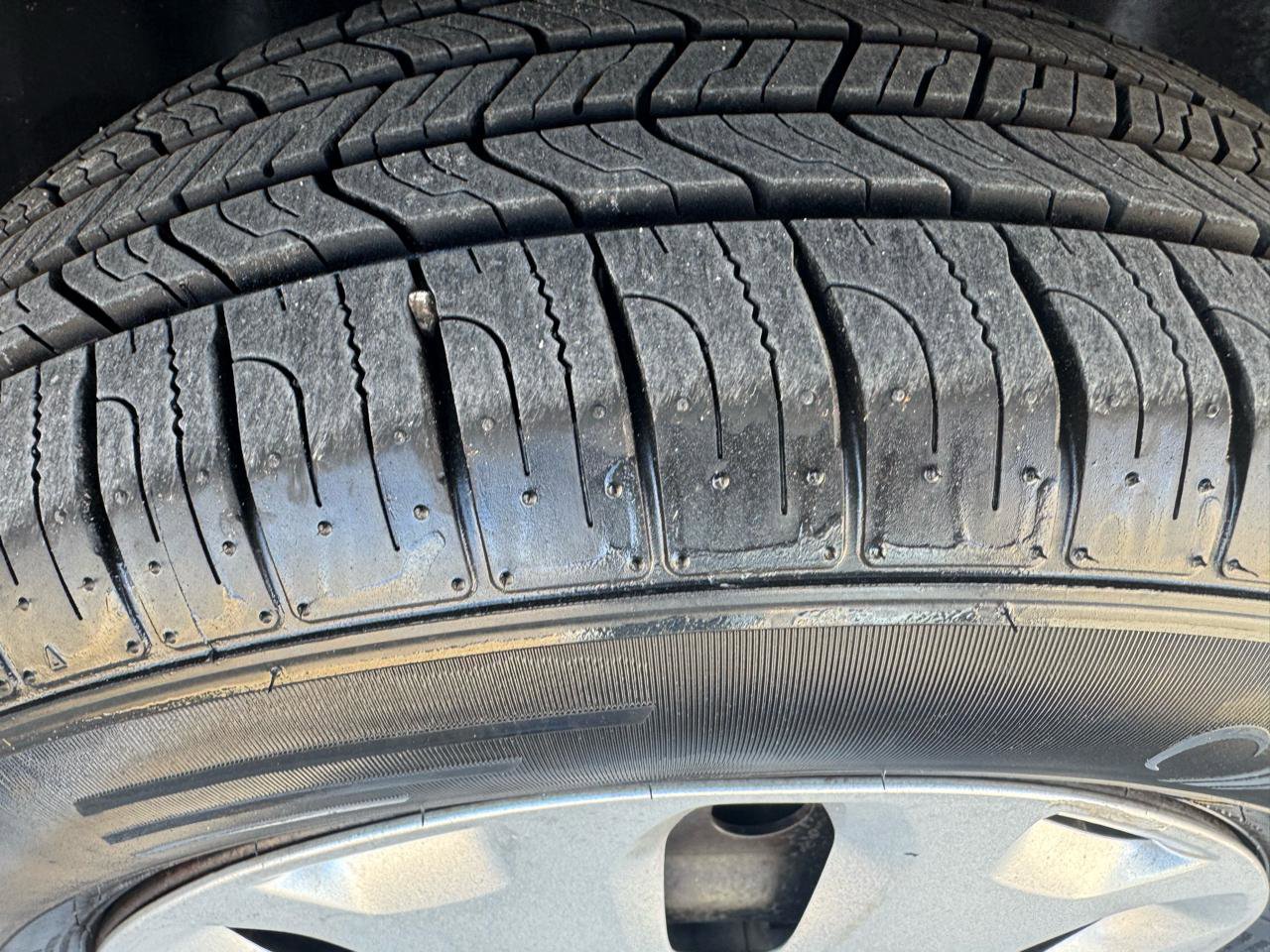 Used 2012 Ford Transit Connect XLT image 7