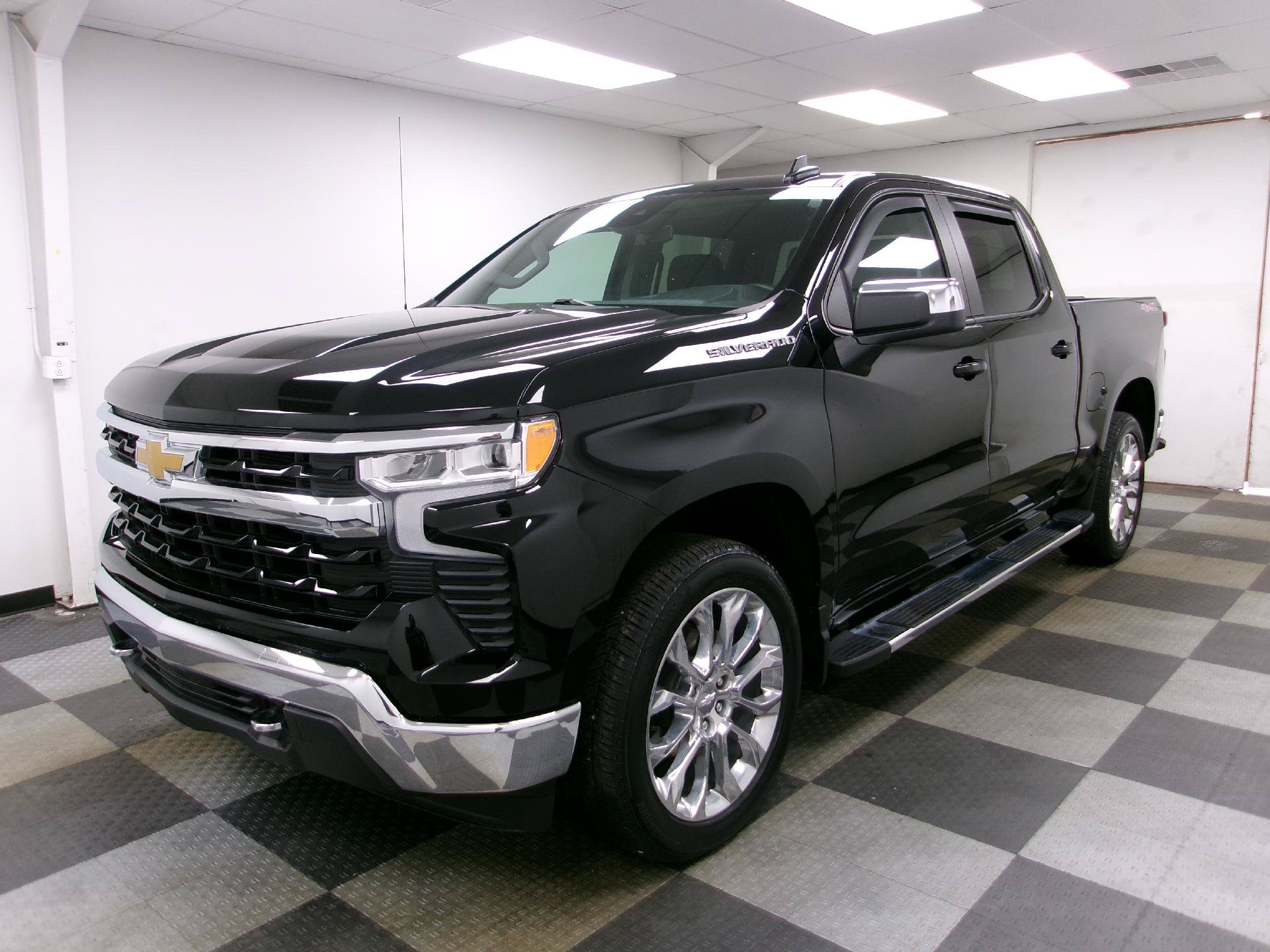 Used 2024 Chevrolet Silverado 1500 LT w/ LPO, Chrome Package