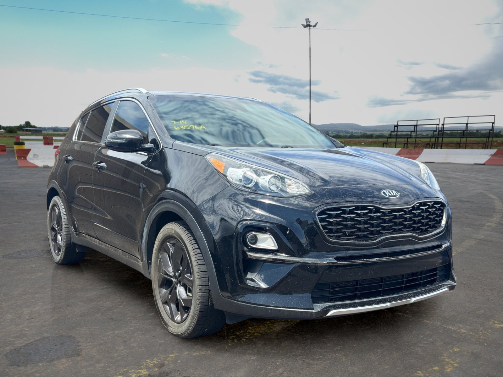Used 2020 Kia Sportage S FWD image 2
