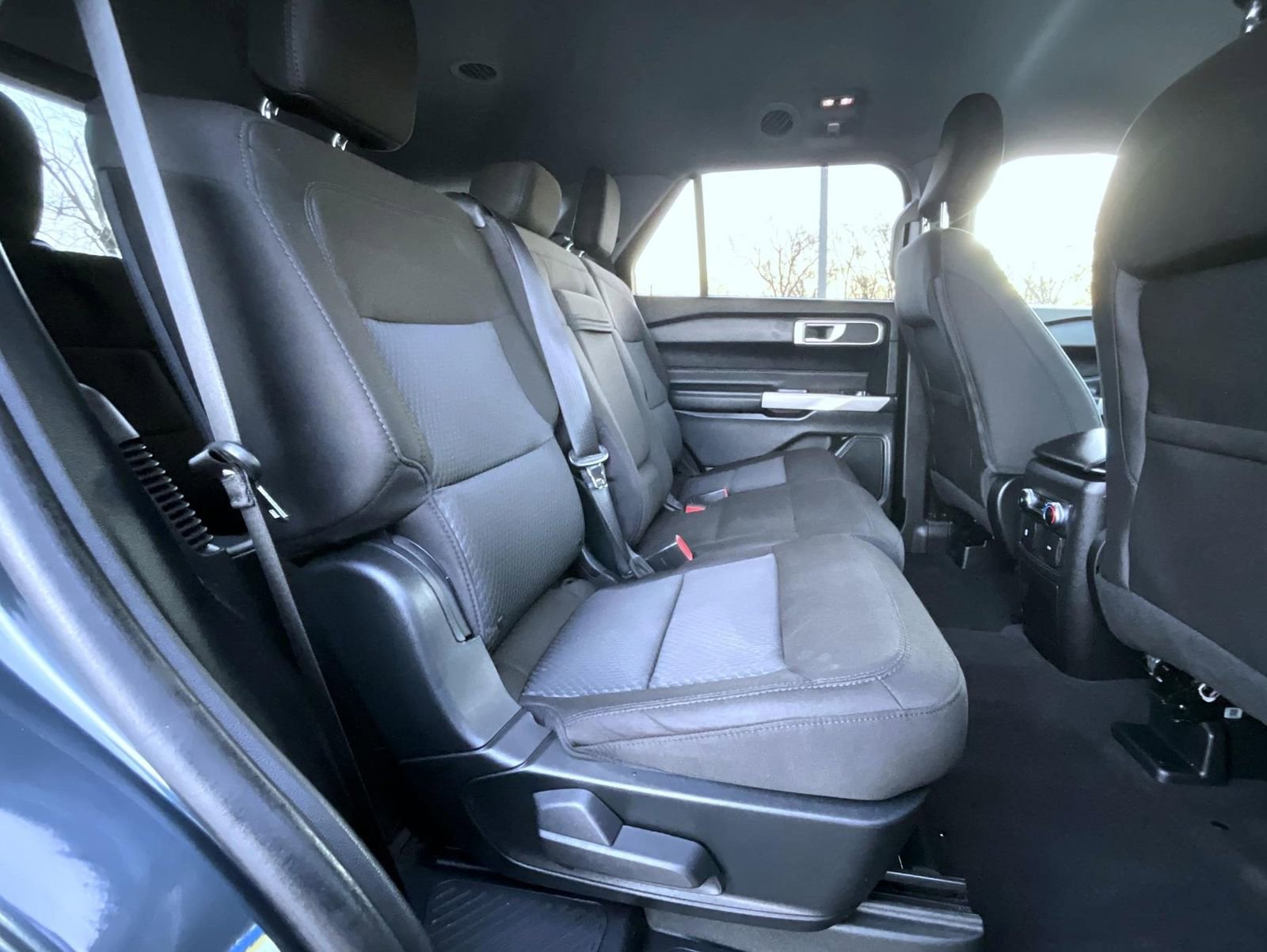 Used 2023 Ford Explorer XLT image 19