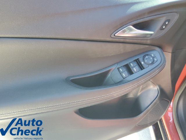 Certified 2024 Buick Encore GX Sport Touring FWD image 19