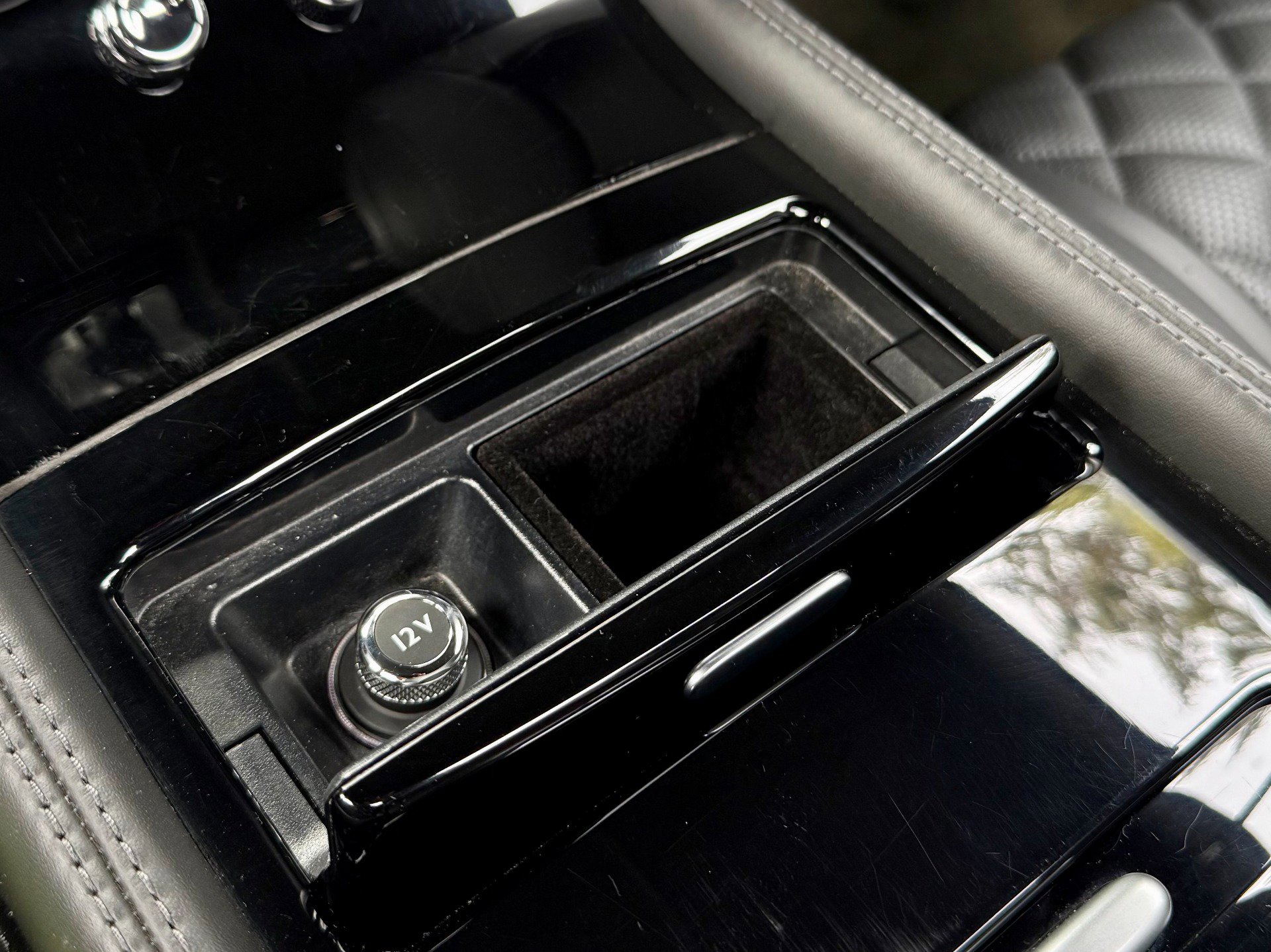 Used 2017 Bentley Continental GT image 29