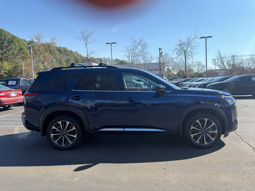 New 2026 Nissan Pathfinder Platinum image 8