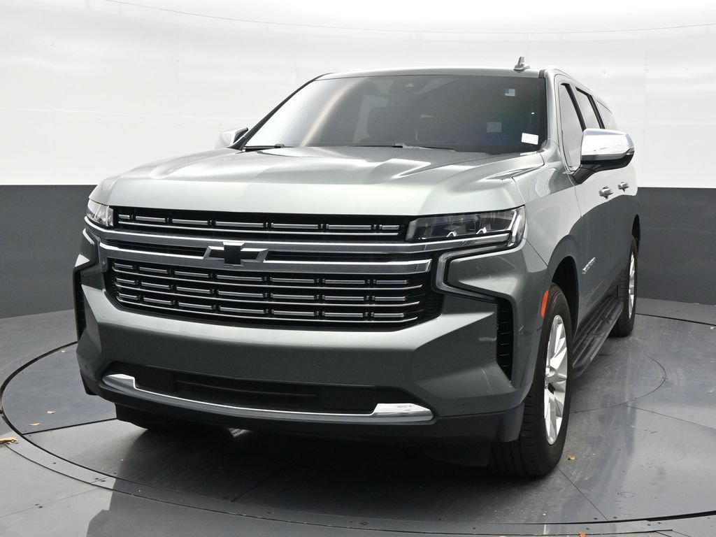 Used 2023 Chevrolet Suburban Premier RWD image 8