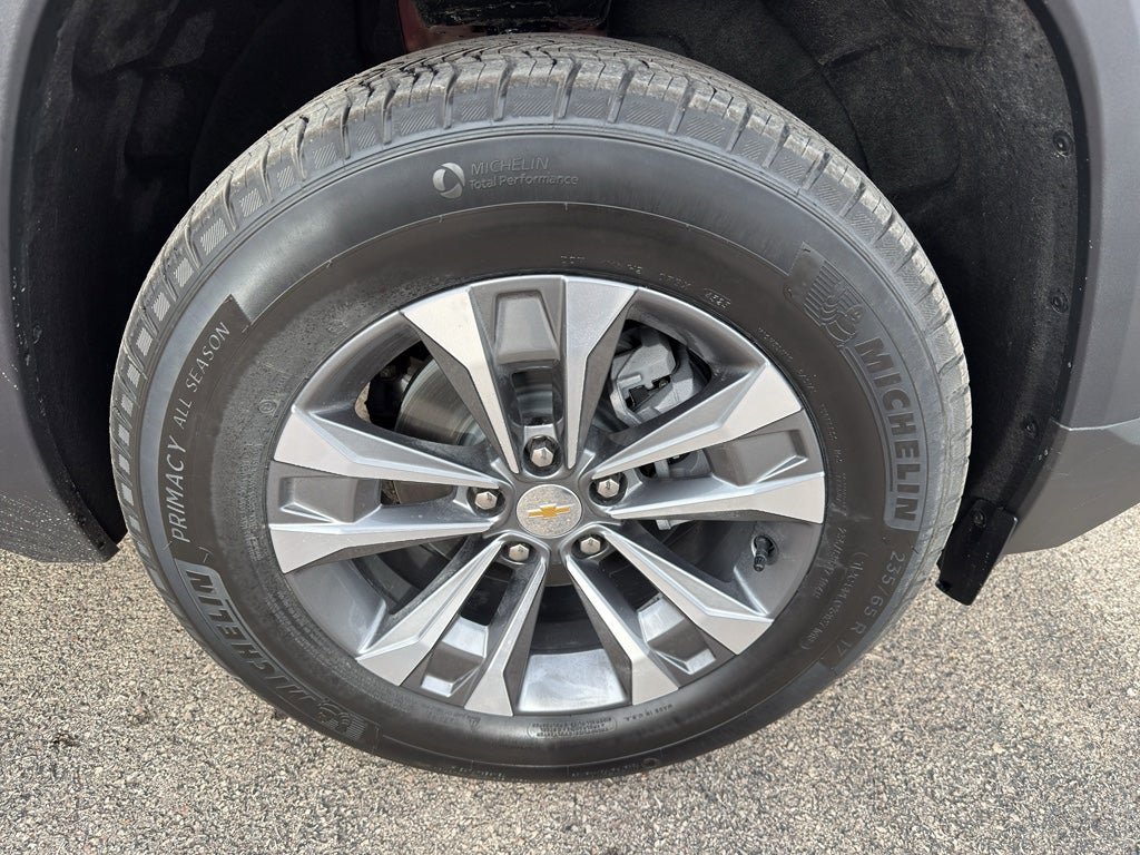 New 2026 Chevrolet Equinox LT w/ Convenience Package II AWD/4WD image 9