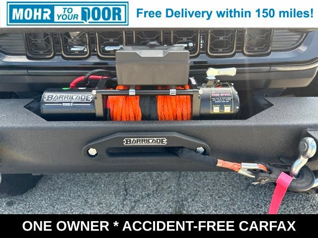 Used 2025 Jeep Wrangler Sport AWD/4WD image 38