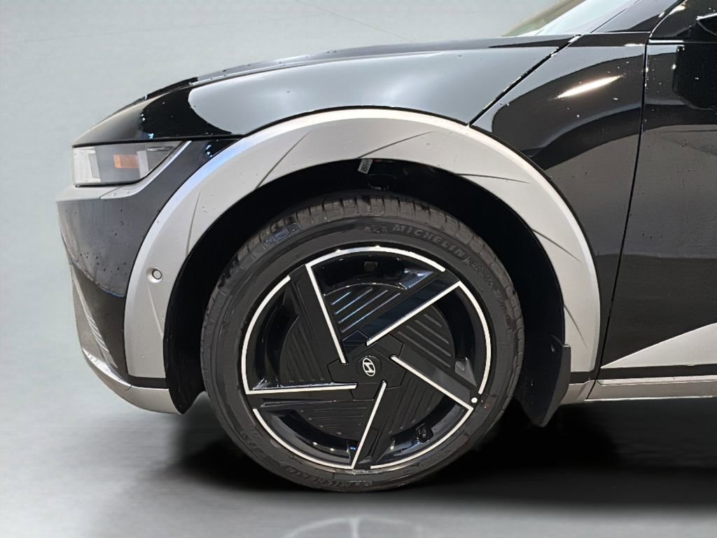 New 2026 Hyundai Ioniq 5 Limited image 3