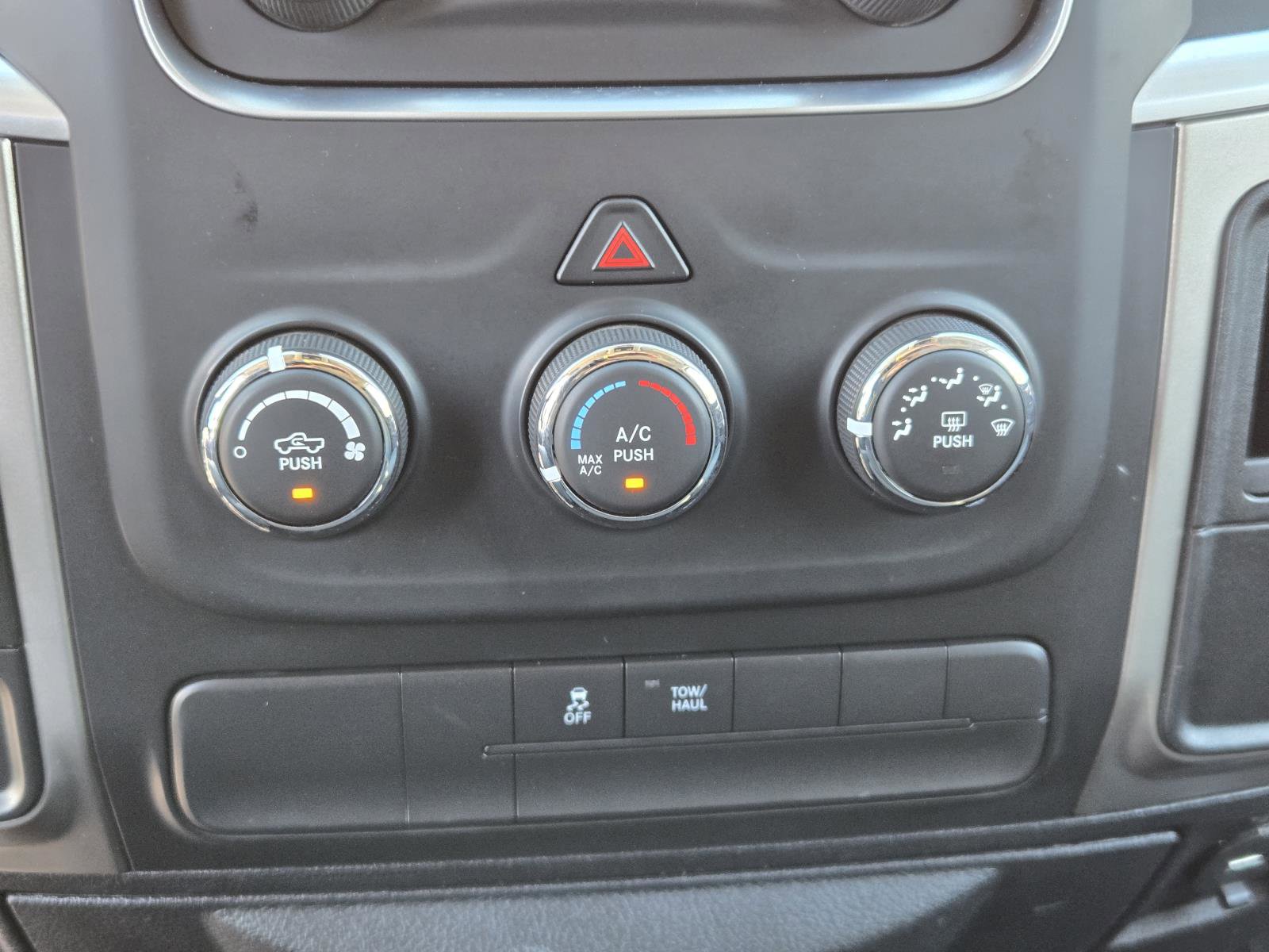 Certified 2017 RAM 1500 Classic SLT image 12