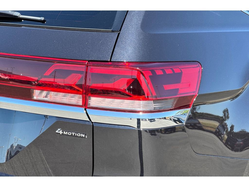 Used 2024 Volkswagen Atlas SE image 33