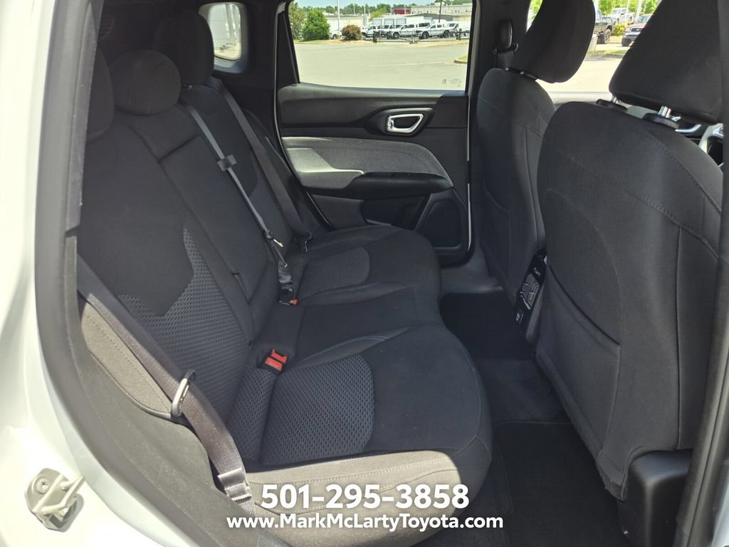 Used 2023 Jeep Compass Sport AWD/4WD image 17