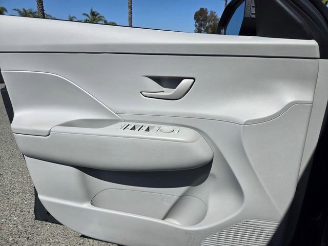 Used 2024 Hyundai Kona SEL FWD image 17