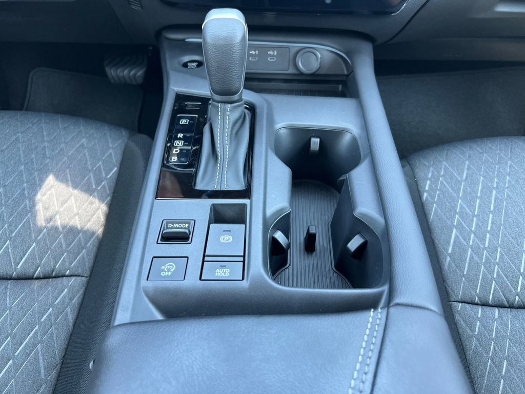 New 2026 Nissan Sentra SV w/ SV Convenience Package FWD image 12