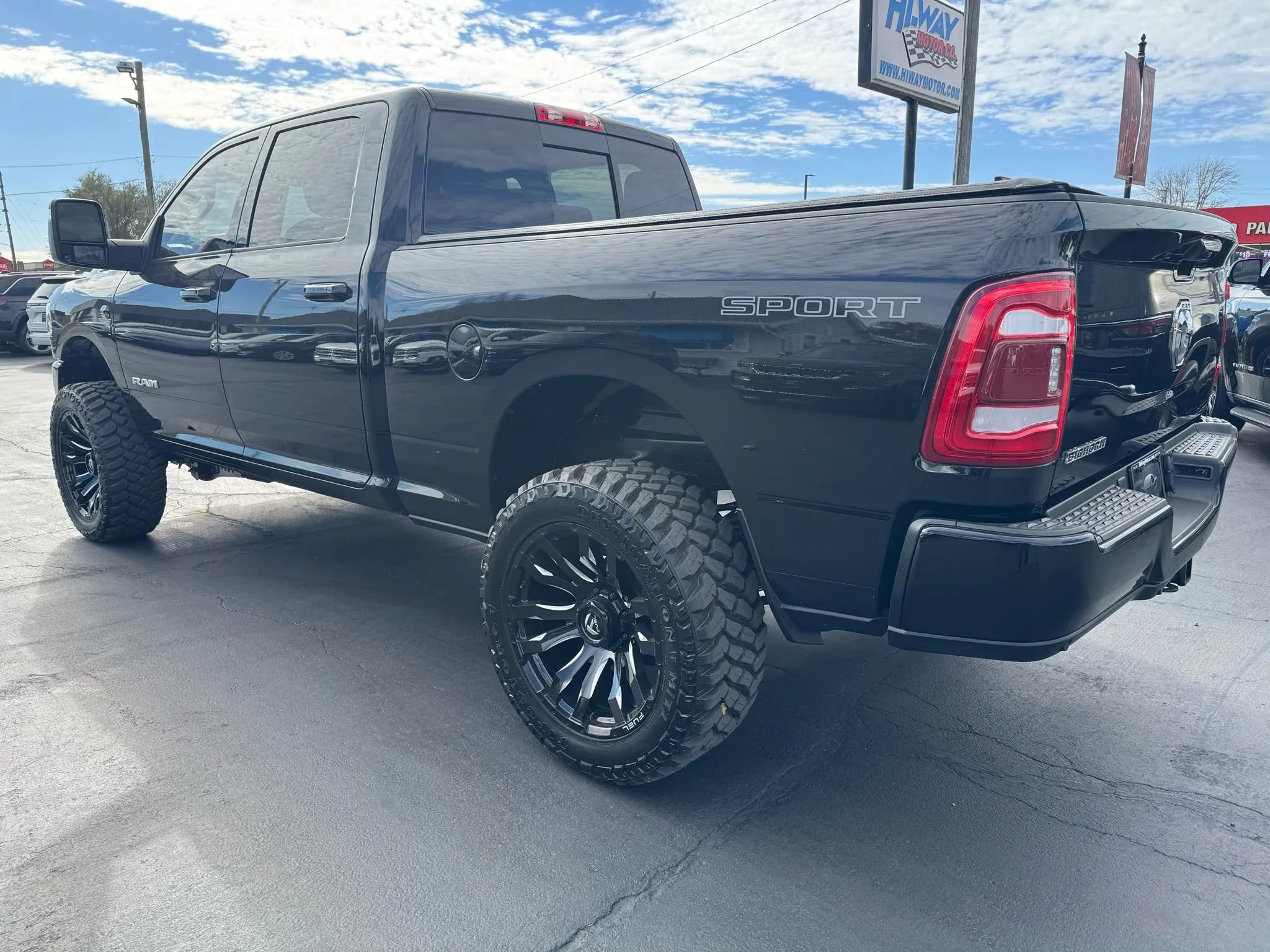 Used 2024 RAM 2500 Big Horn w/ Level 2 Equipment Group image 16