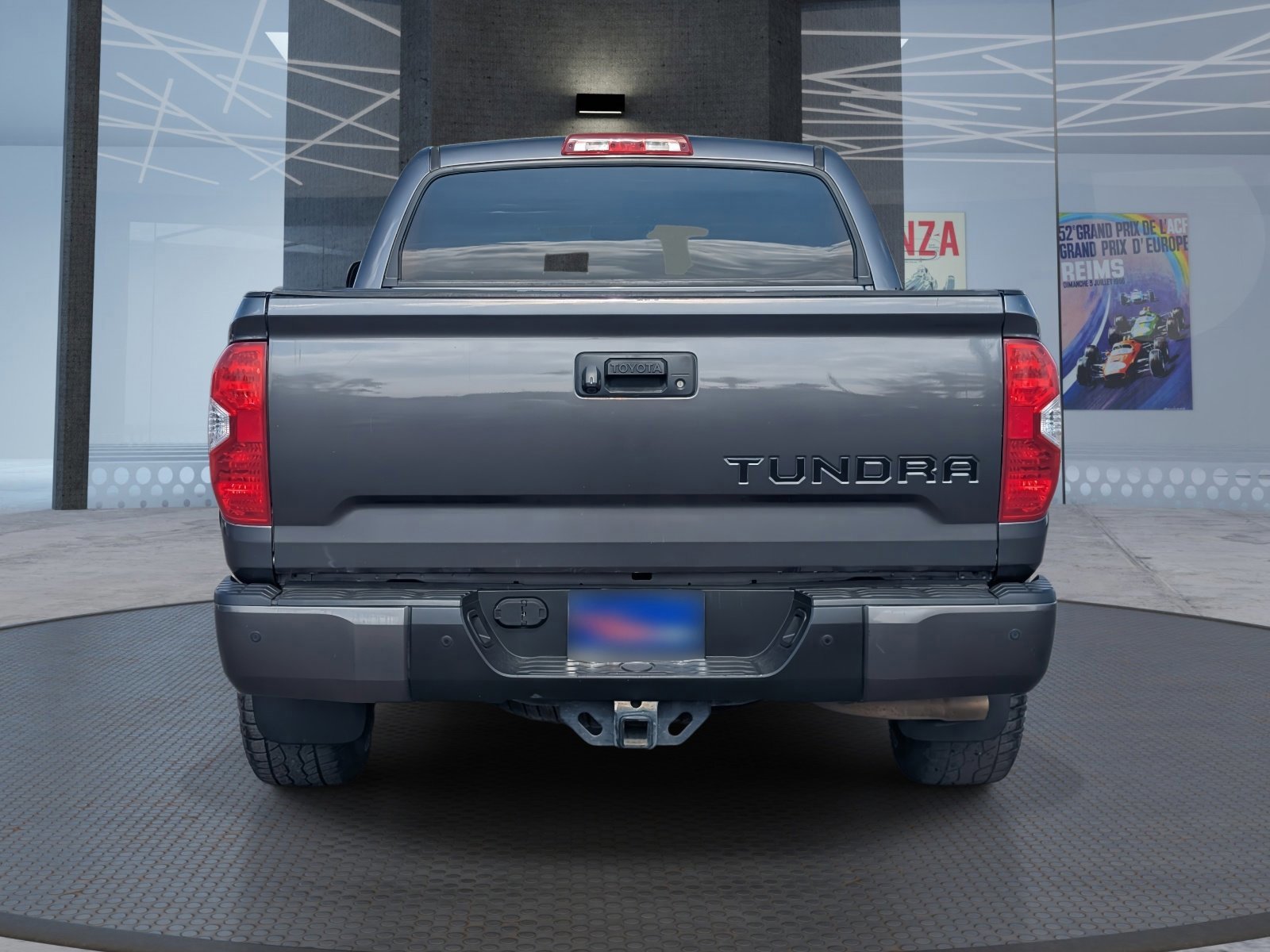 Used 2018 Toyota Tundra Limited w/ Limited Premium Package image 5