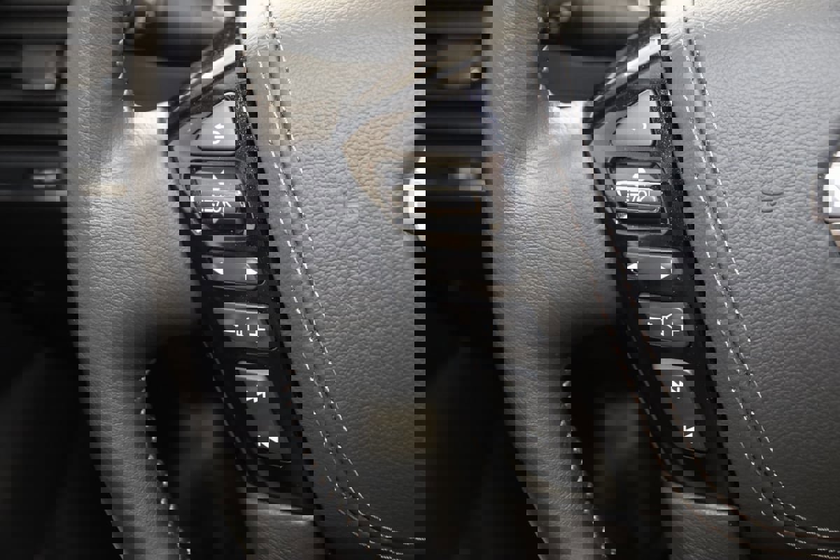 Used 2024 Nissan Armada Platinum w/ Captain's Chairs Package image 42