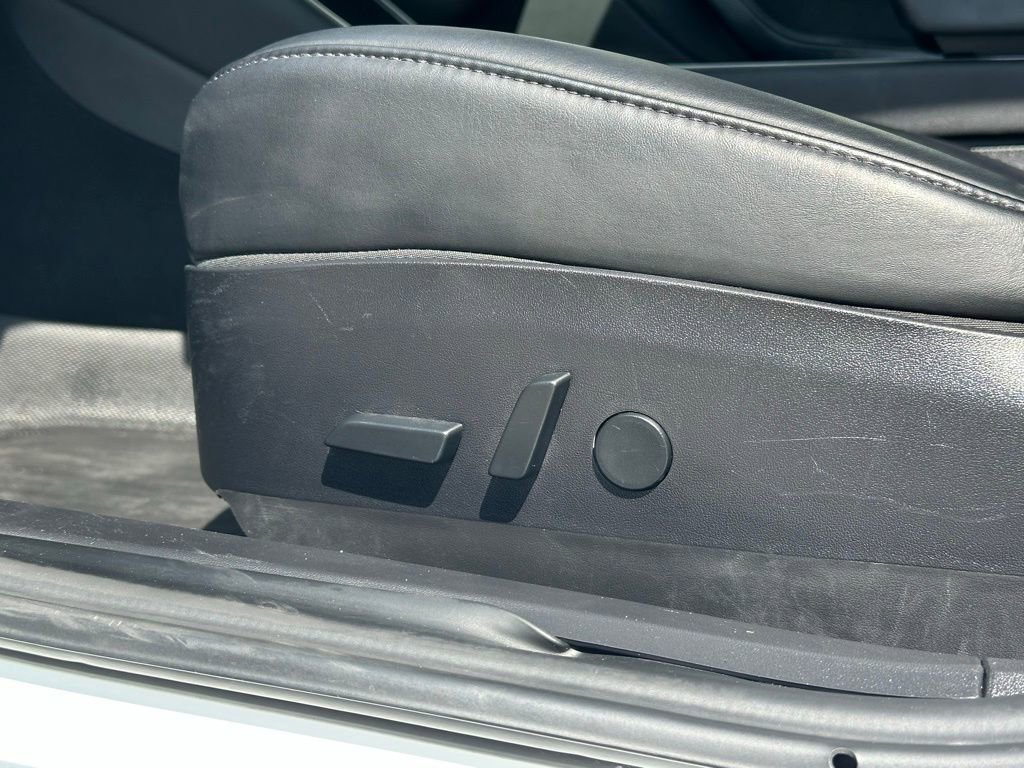 Used 2018 Tesla Model 3 Mid Range image 17