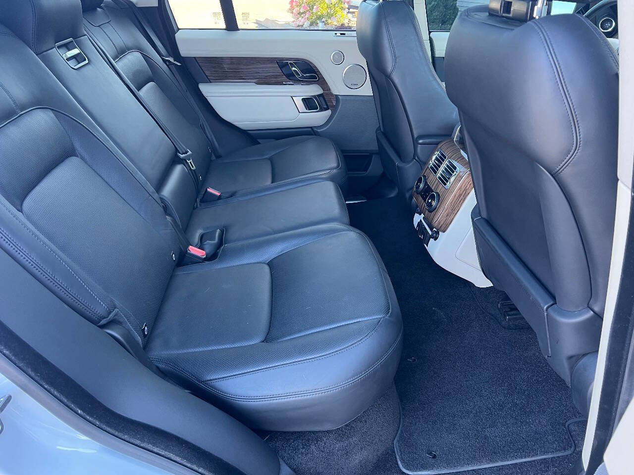 Used 2019 Land Rover Range Rover Supercharged image 20