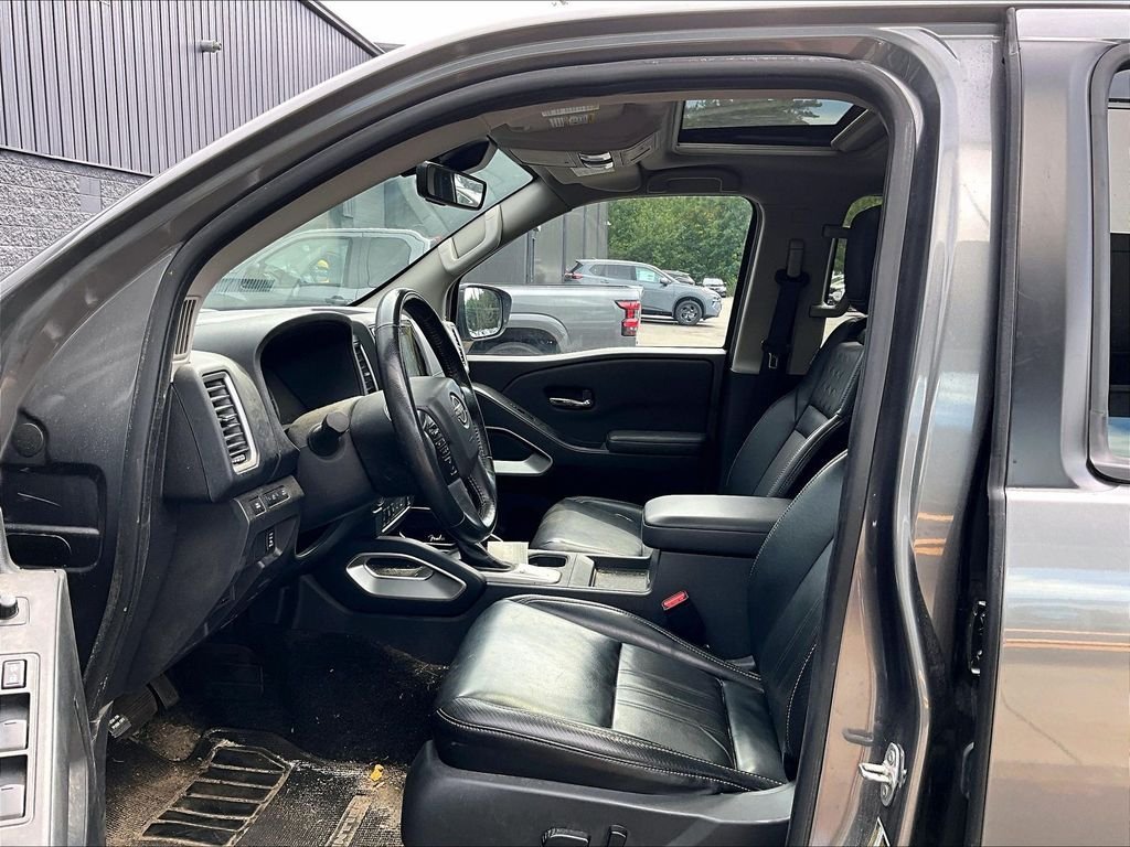 Used 2024 Nissan Frontier SL w/ Technology Package AWD/4WD image 7