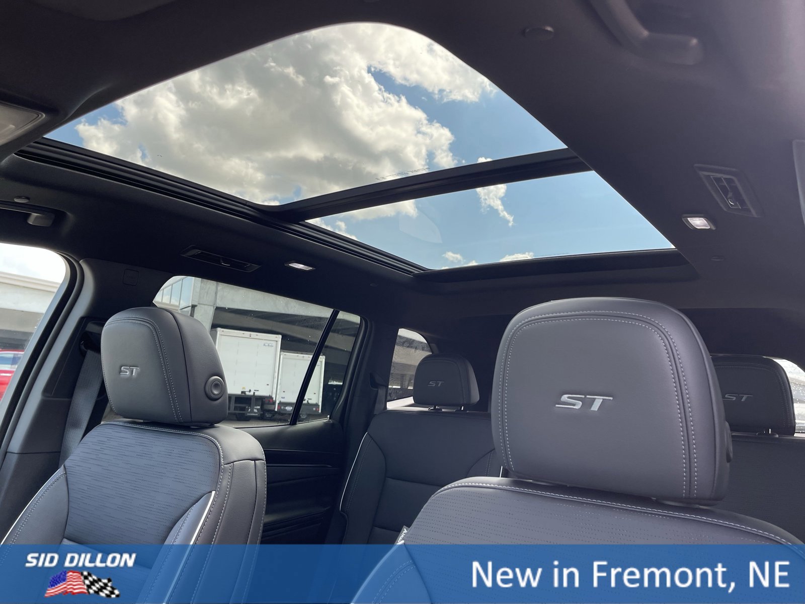 New 2026 Buick Enclave Sport Touring w/ Power Package image 10