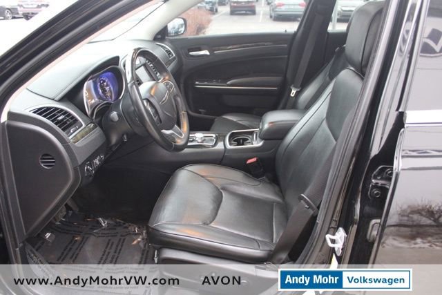 Used 2016 Chrysler 300 C image 15