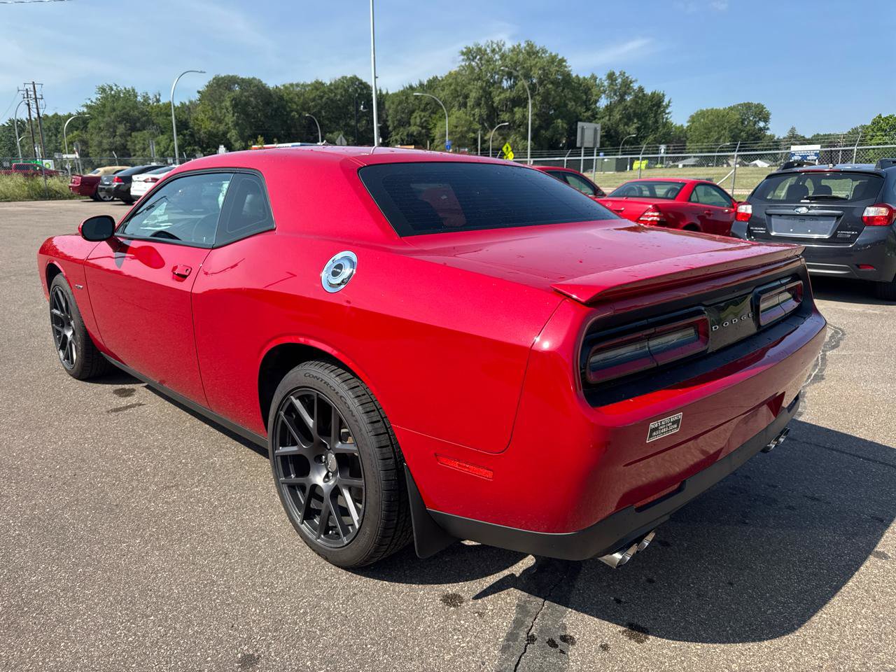 Used 2016 Dodge Challenger R/T RWD image 7