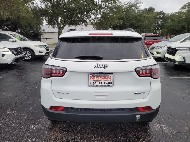 Used 2024 Jeep Compass Latitude AWD/4WD image 7