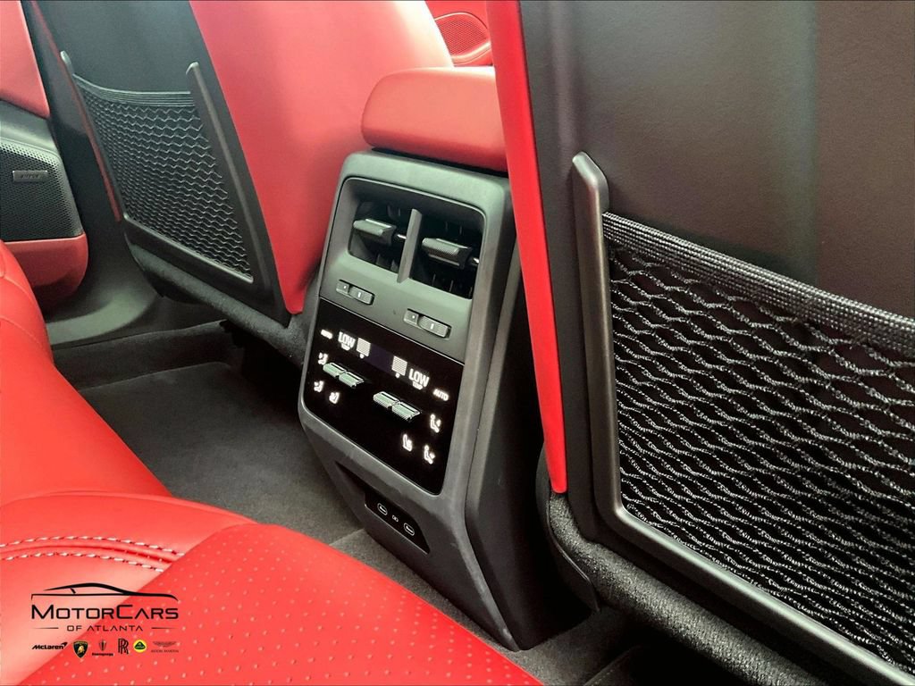 Used 2026 Porsche Macan Electric RWD image 27