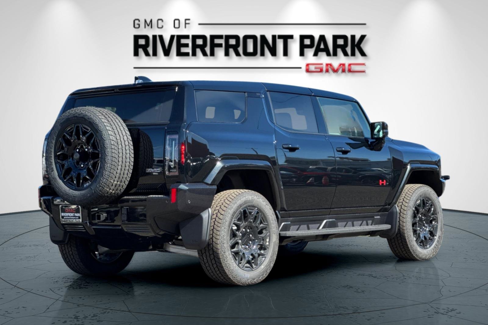 New 2026 GMC Hummer EV SUV w/ LPO, Sport Package image 3