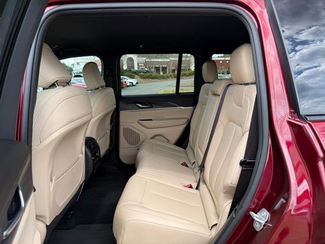 Used 2024 Jeep Grand Cherokee Limited AWD/4WD image 25