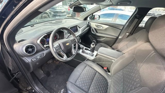 Used 2022 Chevrolet Blazer LT image 2