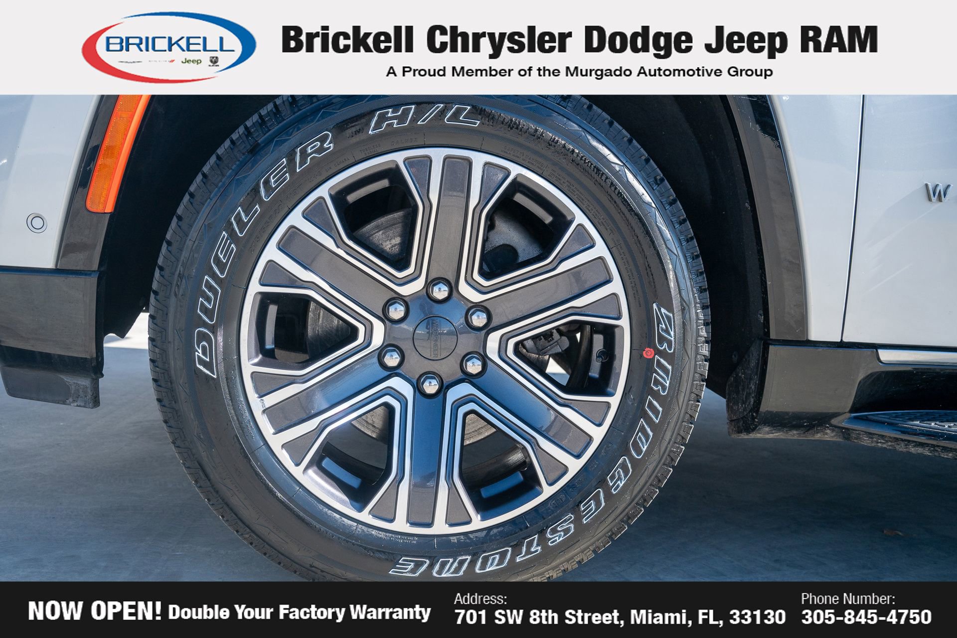 Used 2024 Jeep Wagoneer L Series II w/ Flexible Seating Group image 39